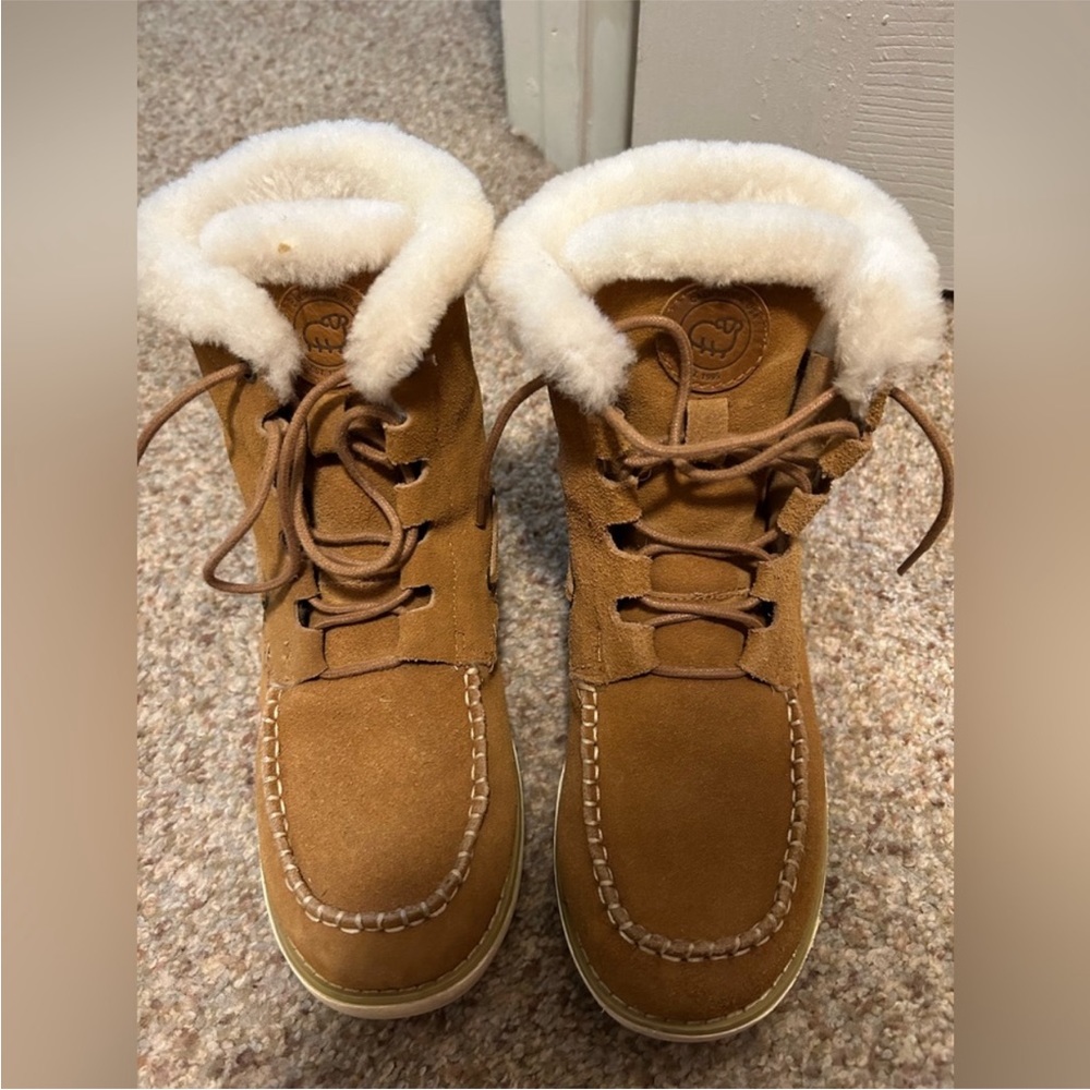 Lamo Moccasin Suede Boots